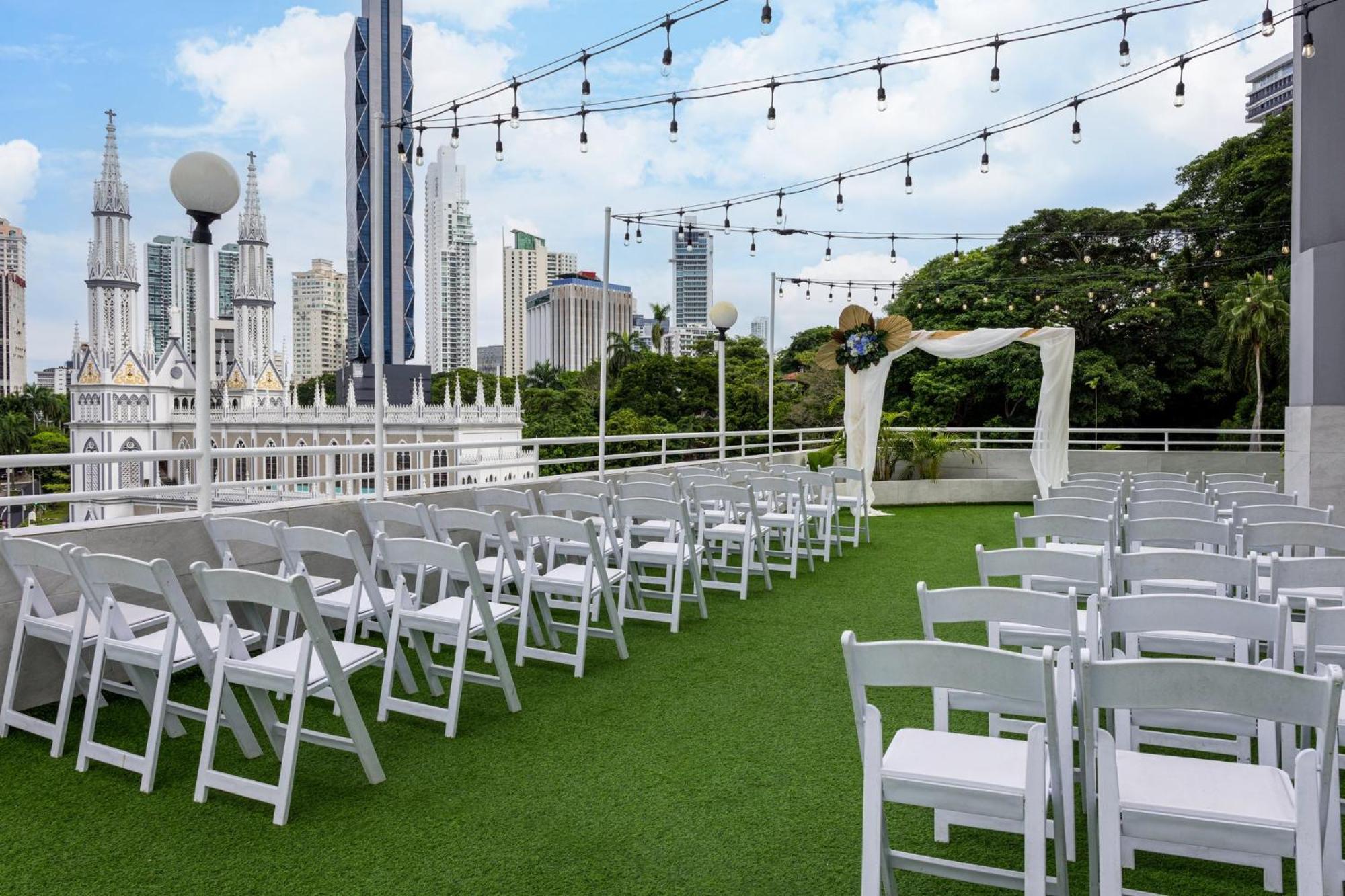 คราวน์ พลาซา ปานามา Hotel ปานามาซิตี้ ภายนอก รูปภาพ