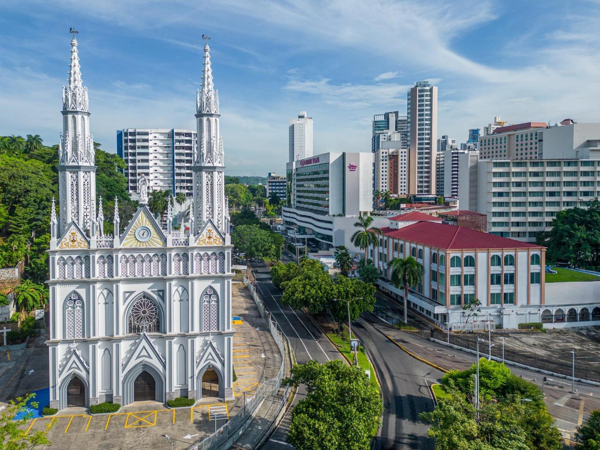 คราวน์ พลาซา ปานามา Hotel ปานามาซิตี้ ภายนอก รูปภาพ